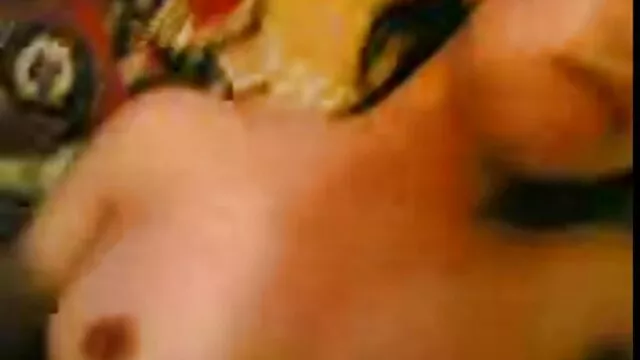 adolescente con los ojos vendados follada xxx audio latino