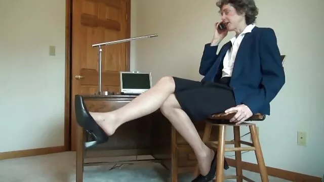 Nicole videos porno en castellano latino entrevista a R. Field y luego se masturba