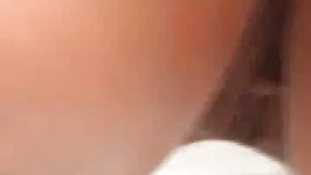 una hermosa rubia adolescente follada en el sofá real casero videos de porno español latino