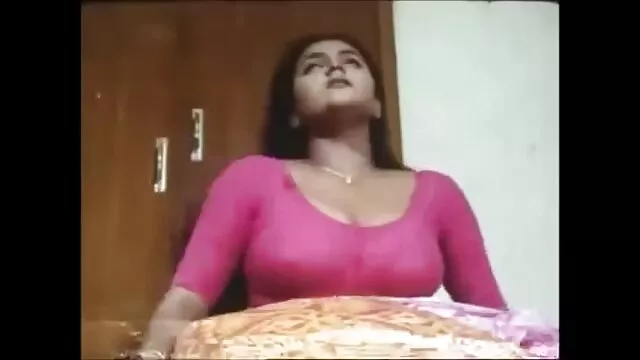 Intermitente y masturbándose en público videos porno amateur latinos
