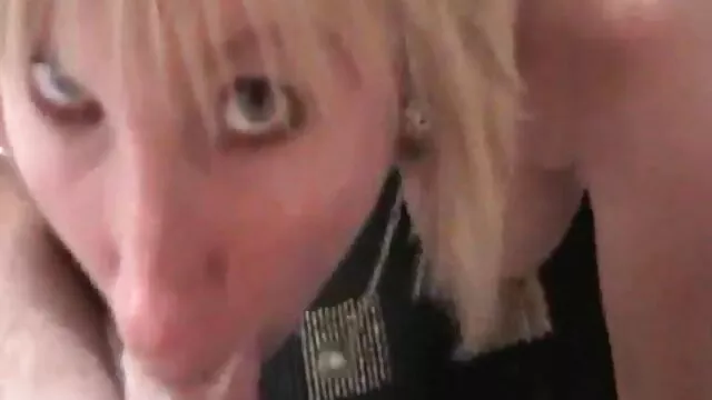 Strapon amantes de las perras porno hentay en español latino devastando a un tipo con una buena clavija