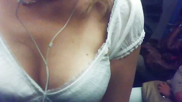 Puta videos pono latino rubia británica en un cuarteto FFMM con Jasmine