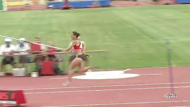 Dedos de los pies lesvianas hispanas morados de cerca trabajando con el pie w. Corrida